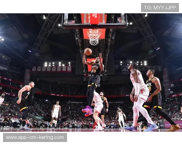 太阳防守问题被放大，杜兰特无力回天，杜兰特伤退勇士遭太阳16分逆转